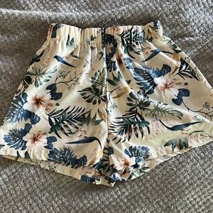 SHEIN shorts size S